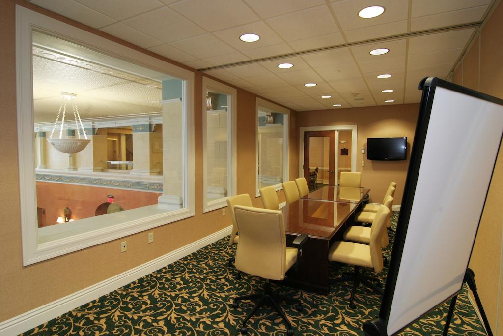 Charley Creek Inn Wabash Bagian luar foto