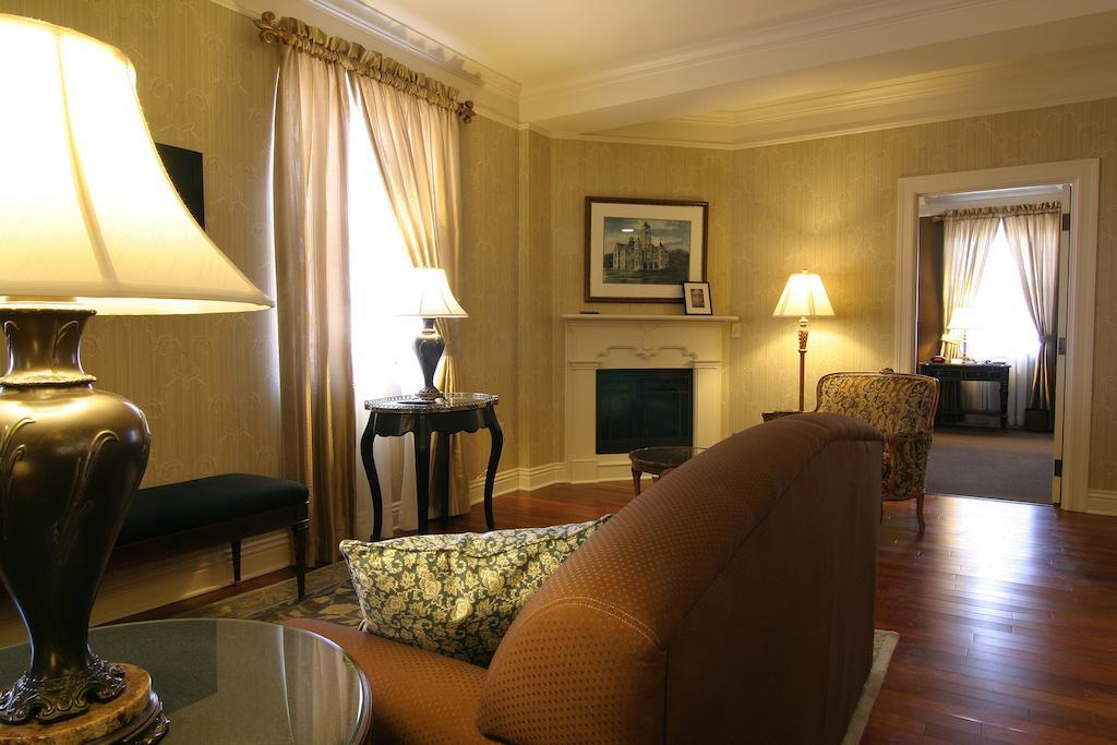 Charley Creek Inn Wabash Bagian luar foto